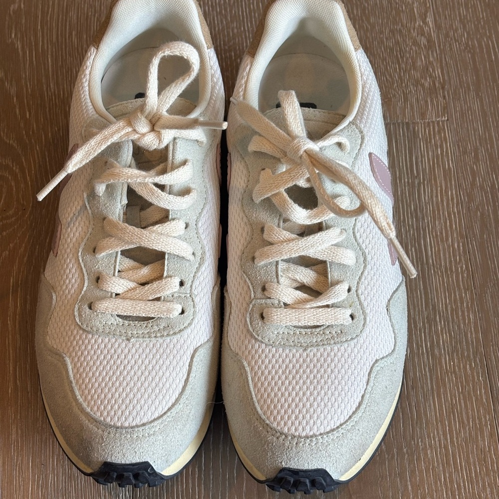 Veja Women's Cream and Pink Lace-Up Sneakers - Picture 2 of 6